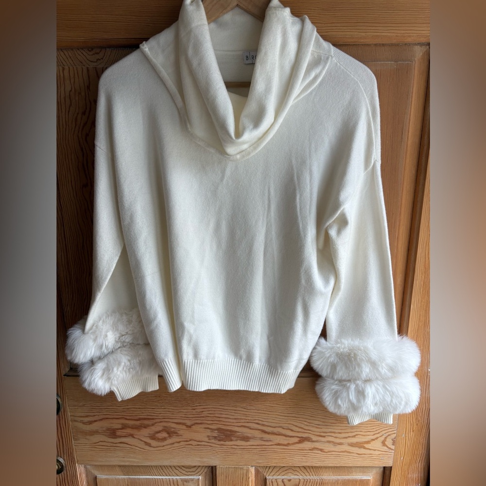 White Cowl-Neck Sweater with Faux Fur Cuffs | Large